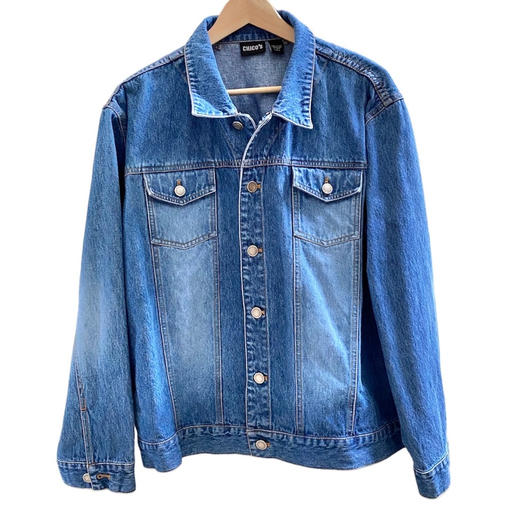 CHICO’S WOMEN’S VINTAGE CLASSIC WASHED BLUE DENIM JACKET, SIZE 3